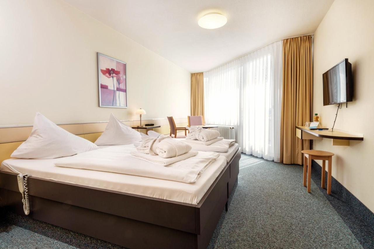 Thermenhotel Gesundheits-באד בוכאו מראה חיצוני תמונה